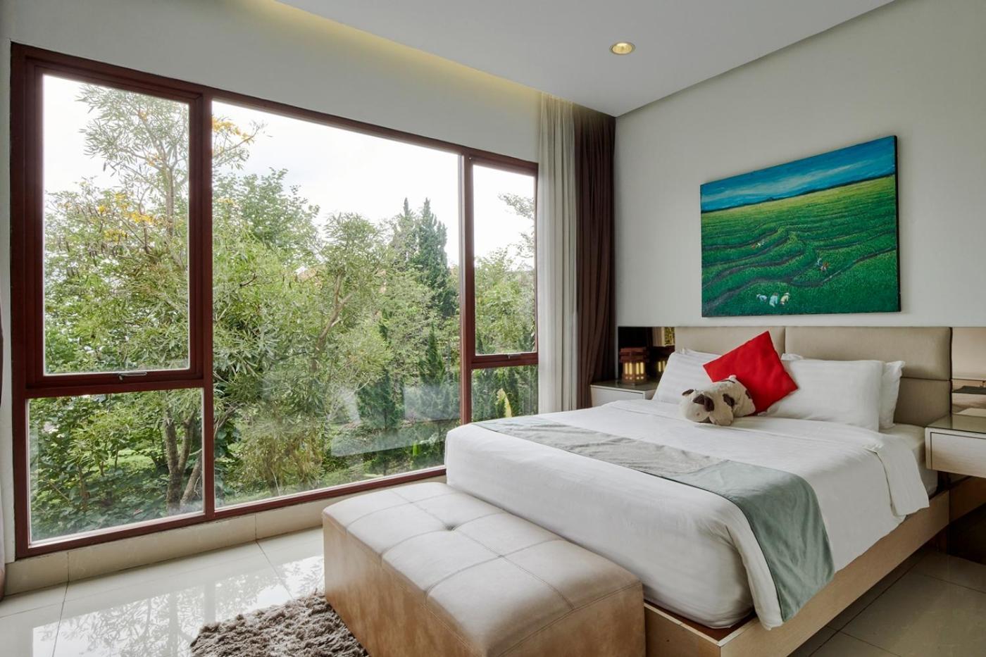 Oyama City View Villa 4 Bedrooms With A Private Swimming Pool บันดุง ภายนอก รูปภาพ